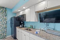 Beach Cove Resort 624