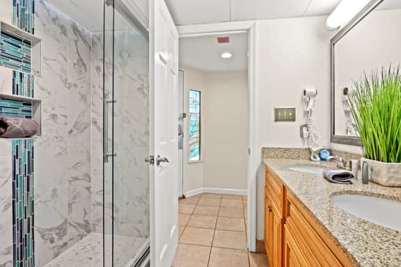 Beach Cove Resort 1125